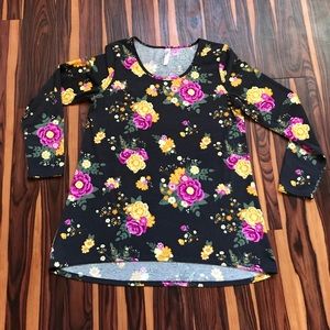 LulaRoe long sleeve top